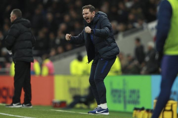  那不勒斯主帅下课，助教暂代帅位  