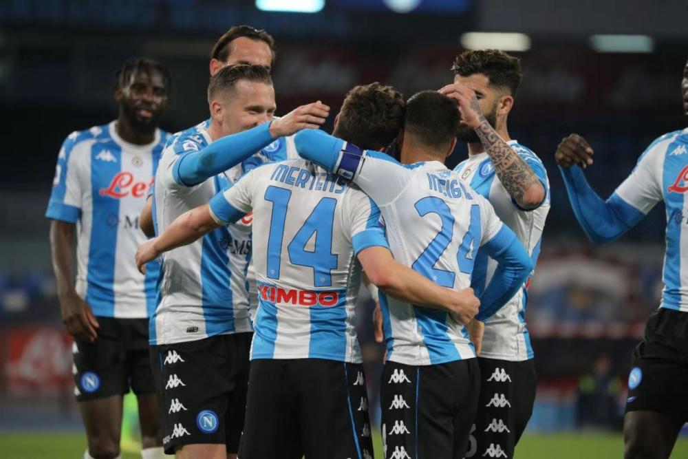  那不勒斯客场大胜罗马强势回归欧冠区