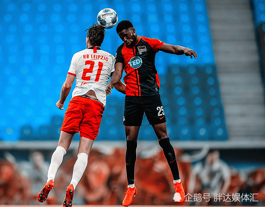  莱比锡红牛年轻门将惊艳，连续扑救零封对手前锋  