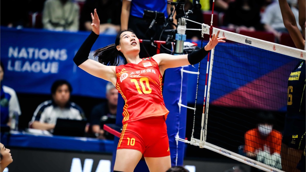  布雷西亚老帅运筹帷幄，临场换人收到奇效